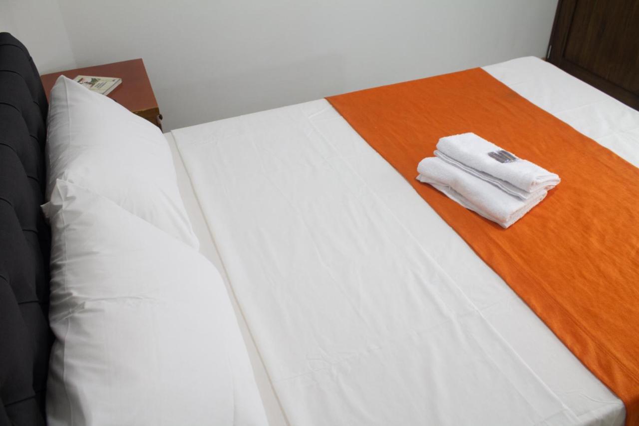 Hotel Picasso 70 Медельїн Екстер'єр фото