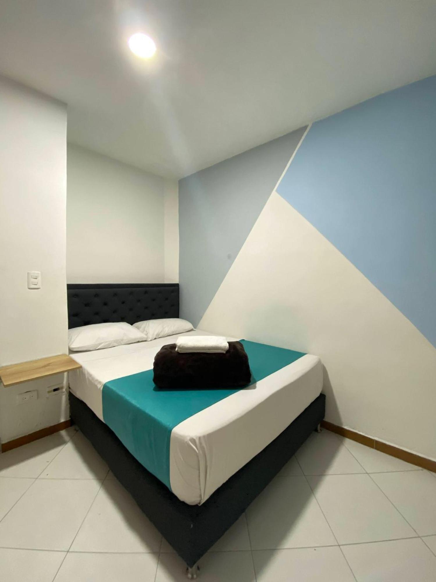 Hotel Picasso 70 Медельїн Екстер'єр фото